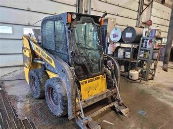 new holland l215 skid steer for sale|new holland 218 for sale.